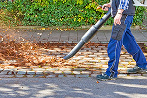 Hausmeister Gartenpflege München Treppenreinigung Winterdienst